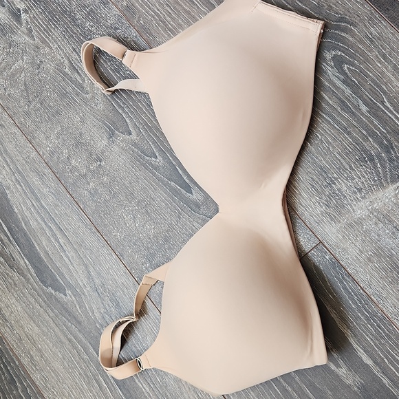 36DD SLEEKBACK by La Vie en Rose nude bra - Picture 1 of 4